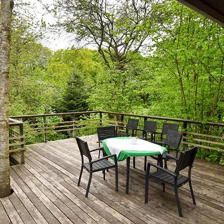 Amazing In W/ Wifi And 3 Bedrooms Holiday home Asperup